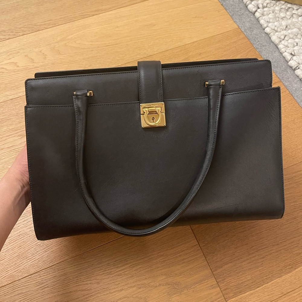 Salvatore Ferragamo top handle black leather office bag!